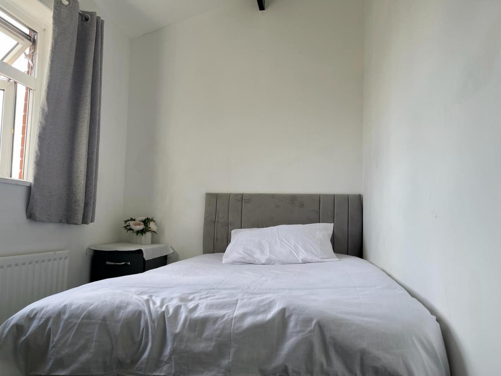 Homestays-Close To Coventry City And University I Free Parking I Wi-Fi Zewnętrze zdjęcie