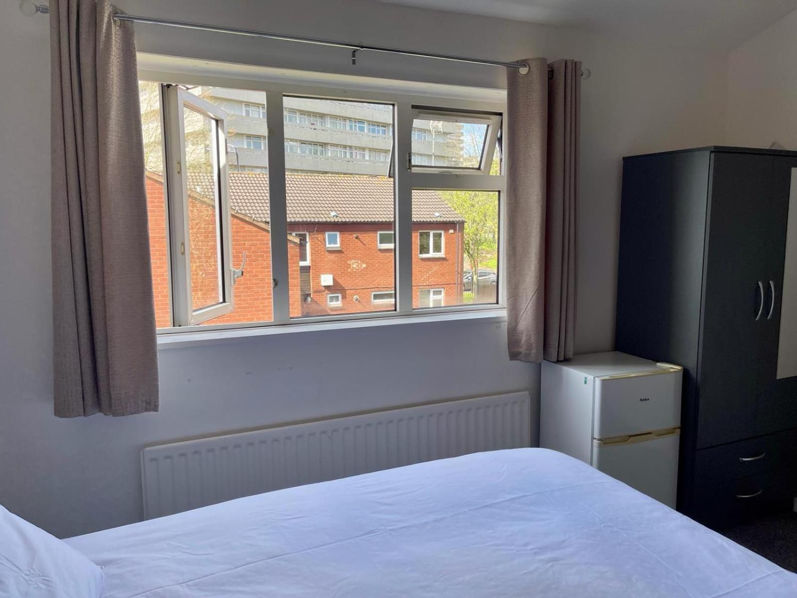 Homestays-Close To Coventry City And University I Free Parking I Wi-Fi Zewnętrze zdjęcie