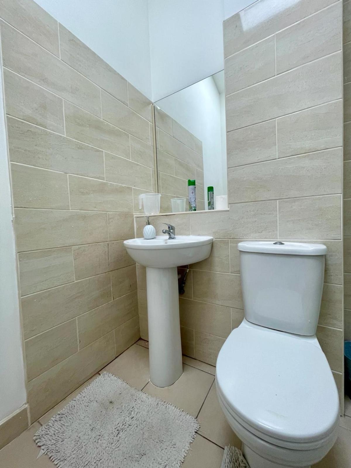 Homestays-Close To Coventry City And University I Free Parking I Wi-Fi Zewnętrze zdjęcie